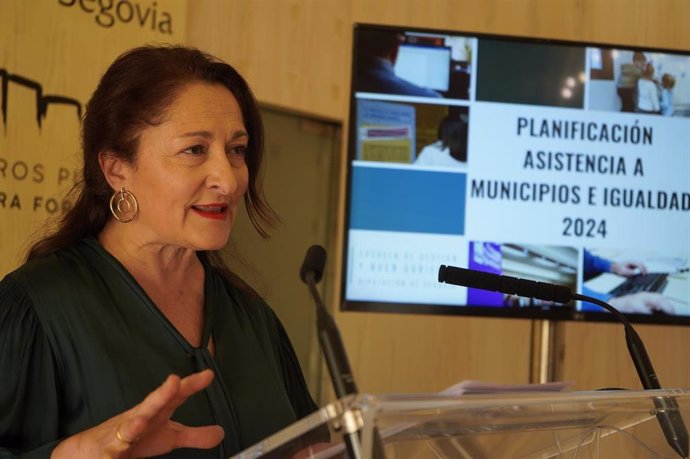 La delegada del Áreaa de Asistencia a Municipios e Igualdad, Pilar Martín.