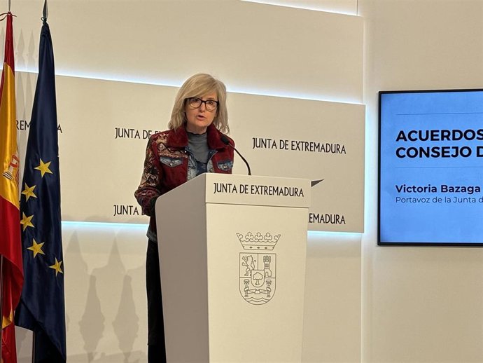 La portavoz de la Junta de Extremadura, Victoria Bazaga, en rueda de prensa