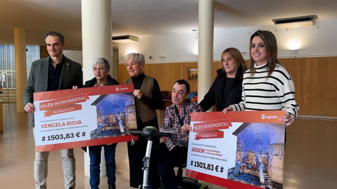El Ayuntamiento entrega a ARDEM y VencELA los donativos recibidos en el Belén monumental durante las Navidades