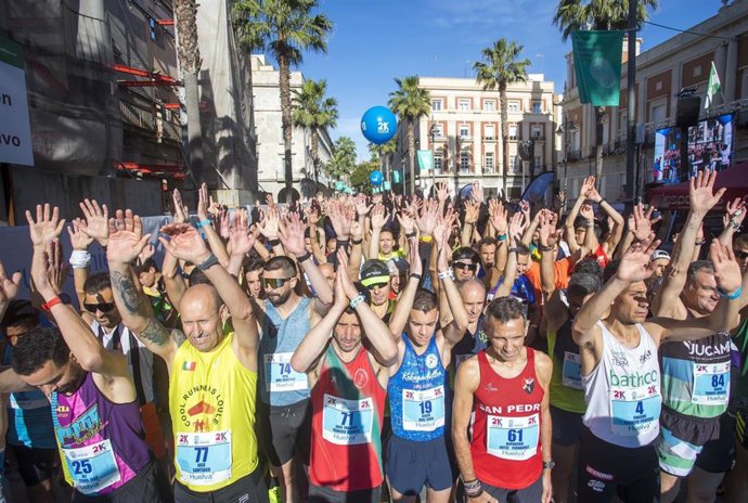 Imagen de la carrera '21K Ciudad de Huelva' en marzo de 2023.