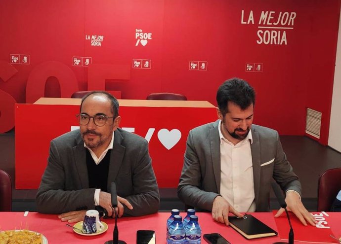 Luis Rey (Izda) Y Luis Tudanca En Un Desayuno Informativo En Soria.