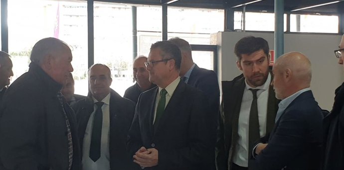 El consejero de Agricultura y Ganadería, Gerardo Dueñas, durante la inauguración de AGROVID en la Feria de Valladolid