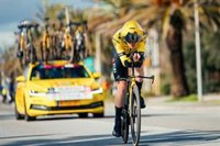 La UCI analizará "en profundidad" la normativa sobre los cascos de los ciclistas en la contrarreloj