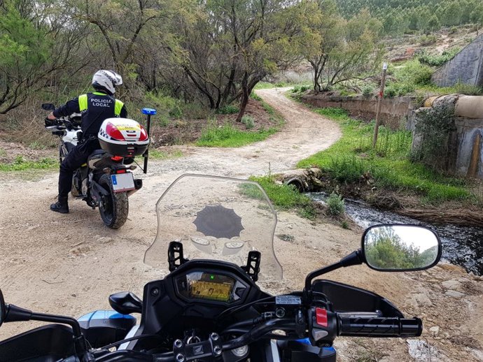 Detingut per provocar un incendi amb diversos focus a la muntanya Bateig a Elda