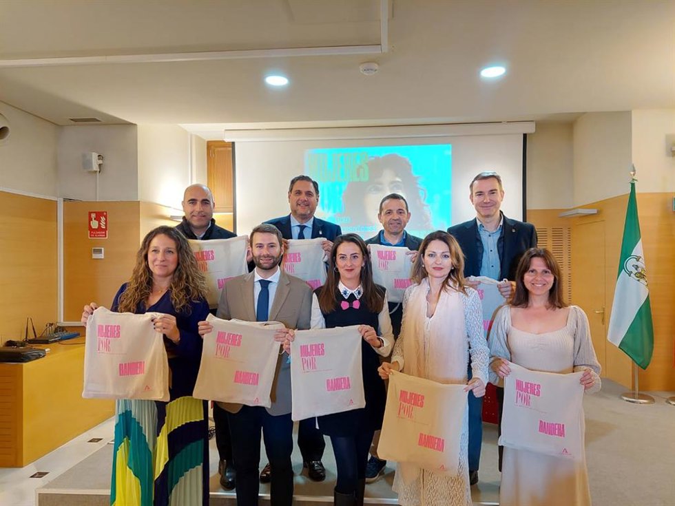 La Junta da a conocer las actividades con motivo del 8M en Almería.