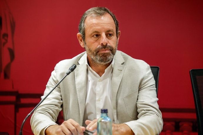 Archivo - El expresidente del FC Barcelona Sandro Rosell durante una mesa redonda en el Colegio de Abogados de Barcelona, a 24 de octubre de 2023, en Barcelona, Catalunya (España). El Ilustre Colegio de la Abogacía de Barcelona (ICAB) es una corporación p