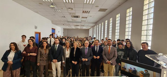 Autoridades en la presentación de la I MBA League de la Fundación Sebastián Almagro.