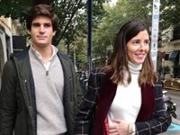 Belén Corsini y Carlos Fitz-James convierten al Duque de Alba en abuelo por tercera vez