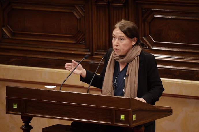 La diputada de Cs Marina Bravo intervé en el ple sobre agricultura en el Parlament