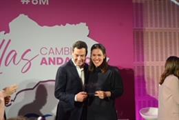 Erik Domínguez junto a Laura Uclés