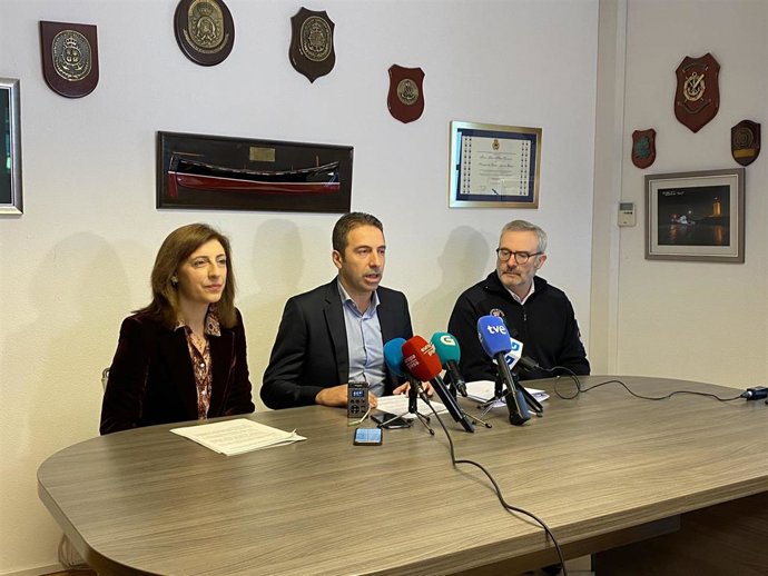 Rueda de prensa para hacer balance del operativo de retirada de pélets en Galicia.