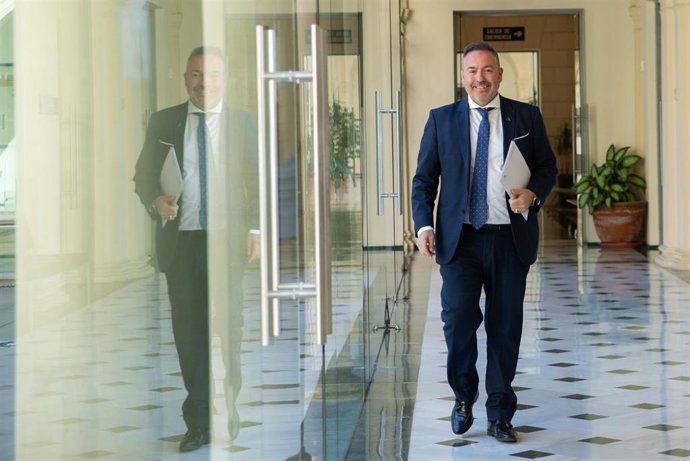 El delegado de Economía, Hacienda y Fondos Europeos y de Política Industrial y Energía de la Junta en Granada, Gumersindo Fernández.