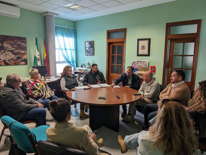 Reunión del coordinador general de IU Andalucía, Toni Valero, con el alcalde de Marinaleda (Sevilla), Sergio Gómez.