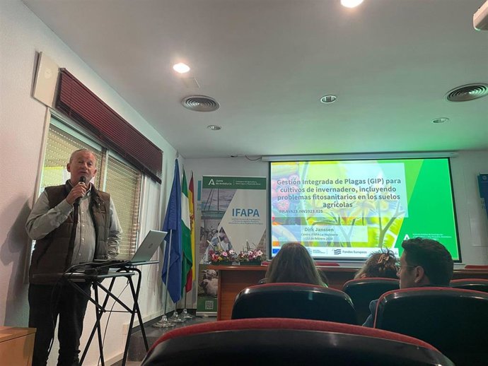 El Ifapa presenta en Almería nuevos proyectos de investigación en hortícolas de invernadero