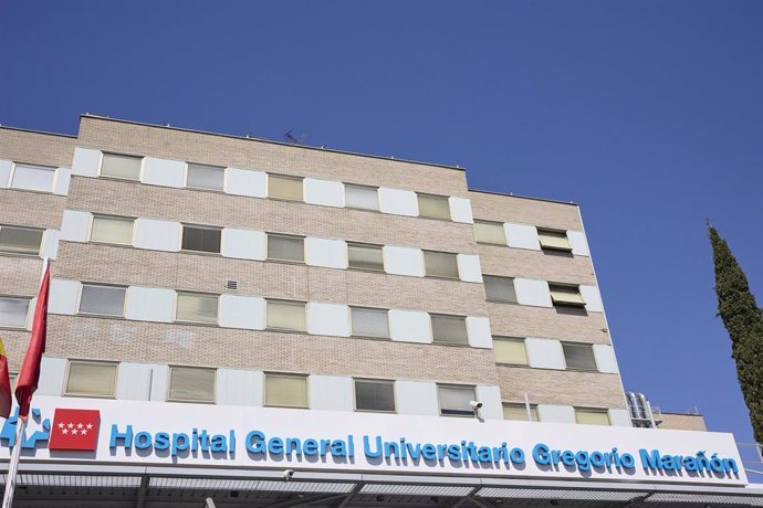 Archivo - Fachada del Hospital General Universitario Gregorio Marañón