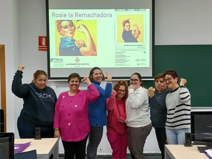 Formació de les guies de l'exposició