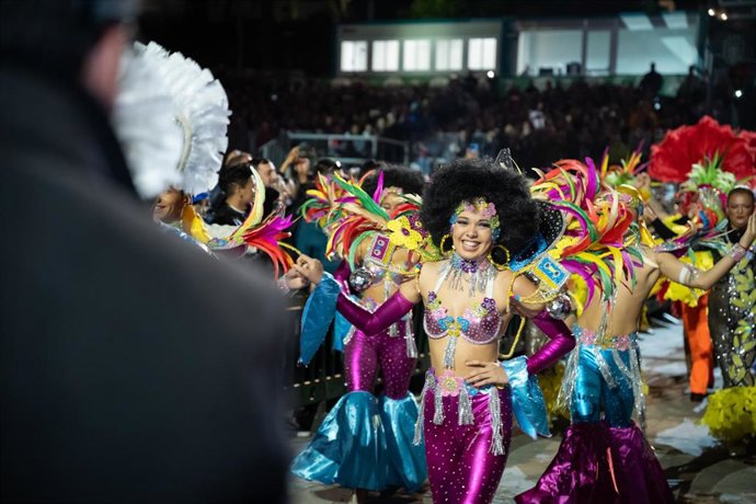 Archivo - Pasacalles antes del pregón inaugural del Carnaval de Las Palmas de Gran Canaria, en el parque Santa Catalina, a 10 de febrero de 2023, en Las Palmas de Gran Canaria, Gran Canaria, Canaria (España). El Carnaval de Las Palmas de Gran Canaria co