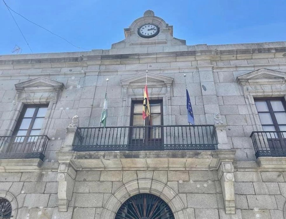 Archivo - Fachada de la sede del Consistorio pozoalbense.