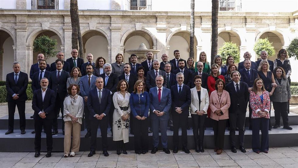 El ministro de Política Territorial y Memoria Democrática, Ángel Víctor Torres, preside la Comisión Interministerial de Coordinación de la Administración Periférica del Estado (CICAPE)