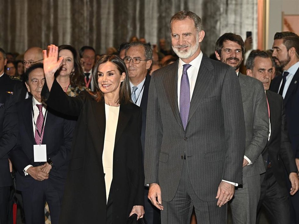 LA REINA LETIZIA Y EL REY FELIPE VI VISITAN ARCOMADRID 2024