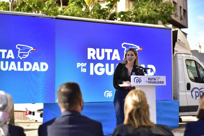 La vicesecretaria de Movilización y Reto Digital del PP, Noelia Núñez, en un acto en Málaga.