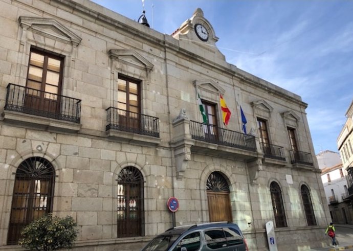 Fachada del Ayuntamiento de Pozoblanco.