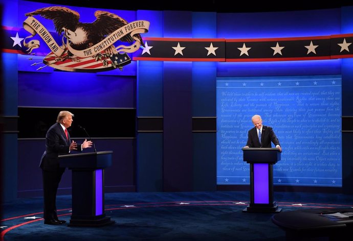 Archivo - Debate de cara a las elecciones de Estados Unidos de 2020 entre el entonces presidente, Donald Trump, y el candidato demócrata, Joe Biden.