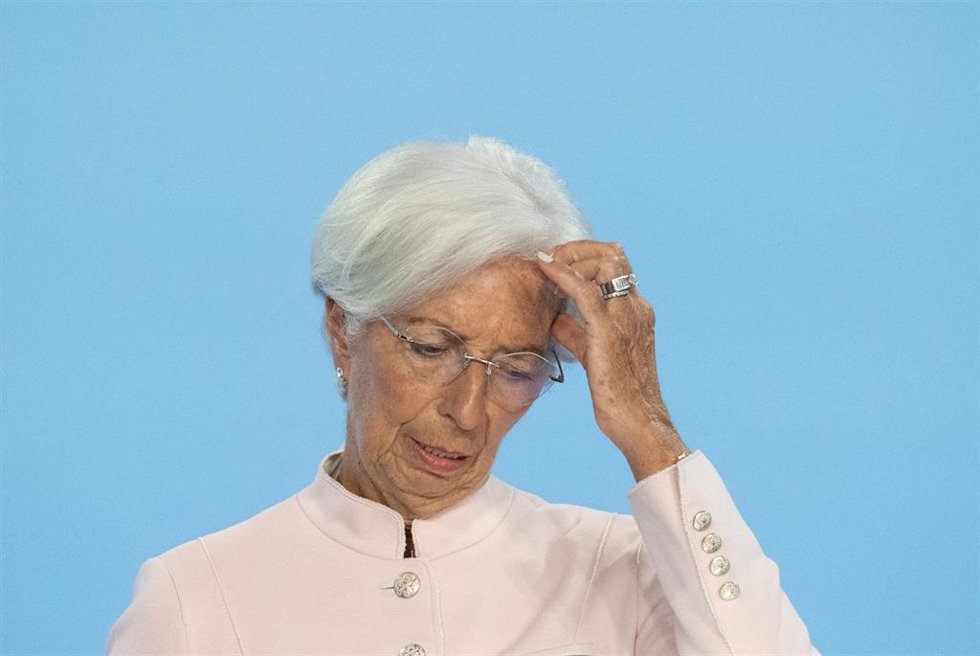 Archivo - FILED - 14 September 2023, Hesse, Frankfurt_Main: Christine Lagarde, President of the European Central Bank (ECB), answers questions from journalists at the press conference. Photo: Boris Roessler/dpa