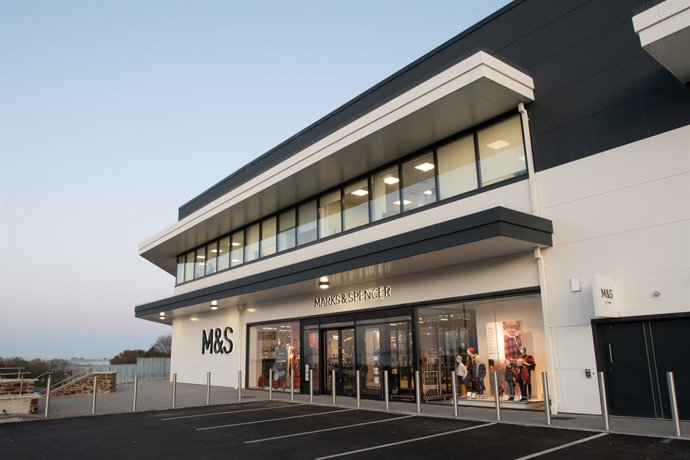 Archivo - Tienda de Marks & Spencer (M&S)