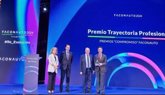 Foto: Faconauto premia la trayectoria de Francisco Galnares, presidente de Syrsa, "un referente en el sector de la automoción"