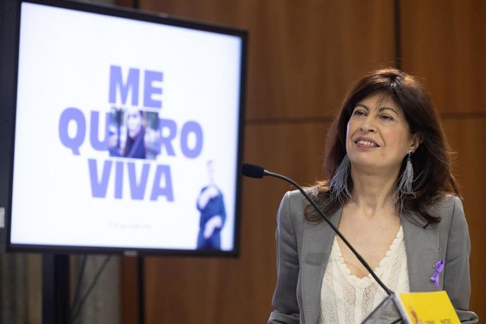 La ministra de igualdad, Ana Redondo, presenta en rueda de prensa la campaña institucional con motivo del 8M, en la sede del Ministerio, a 6 de marzo de 2024, en Madrid (España). 