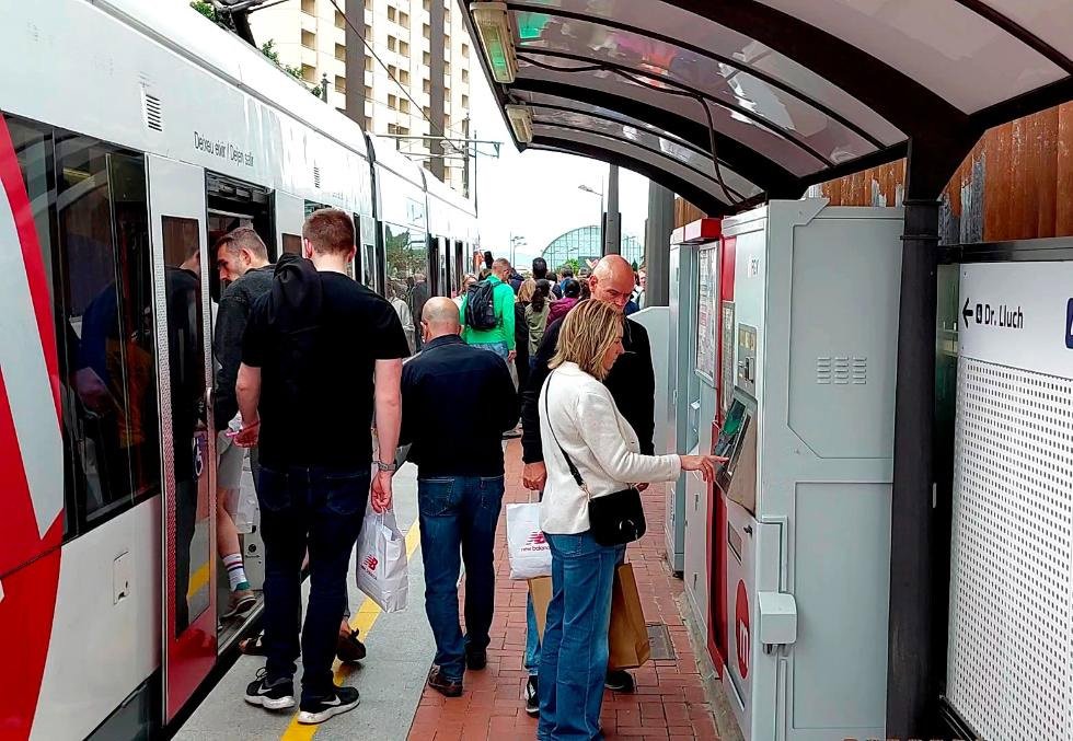 Archivo - Viajeros de Metrovalencia