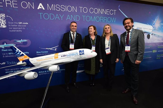 Granada acoge la cumbre de líderes de compañías aéreas CAPA.