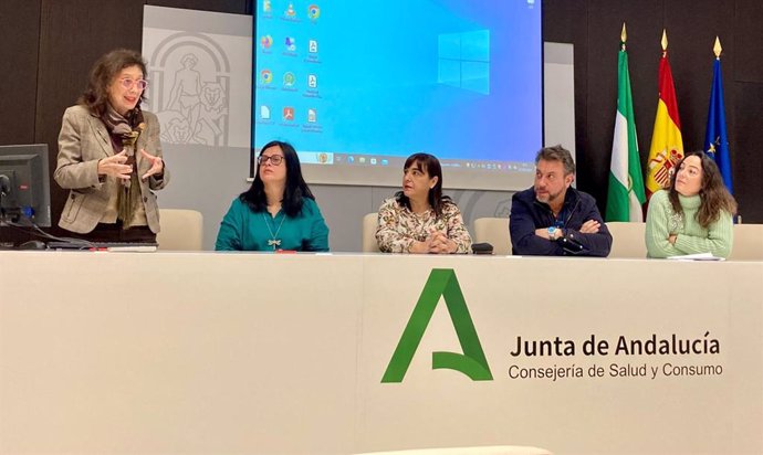 Jornada de formación en materia de igualdad en la que participan la Consejería de Salud y Consumo y el Instituto Andaluz de la Mujer.