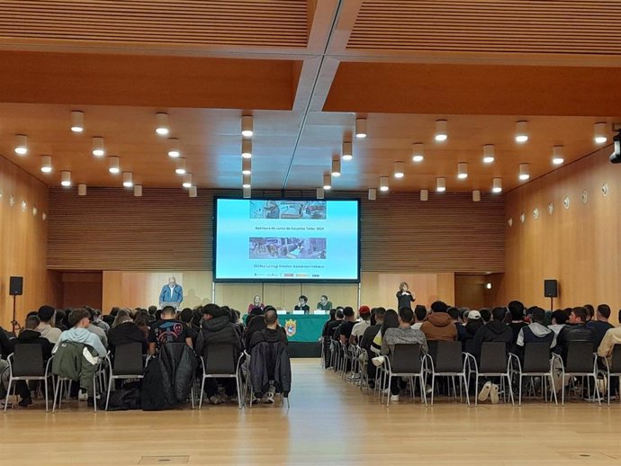 Imagen del acto de apertura de las Escuelas Taller del Ayuntamiento de Pamplona