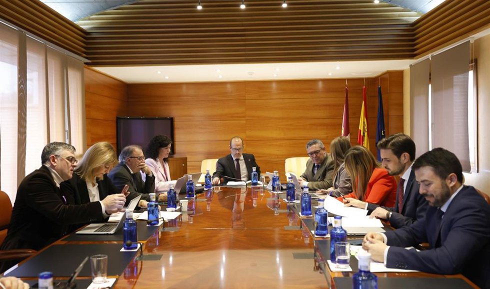 Reunión de la Mesa de las Cortes de C-LM.