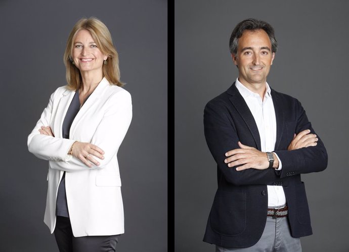 Laura Ros, nueva directora general de Posventa de Volkswagen Group España Distribución y el nuevo director general de la marca Volkswagen en España, Enrique Pifarré.