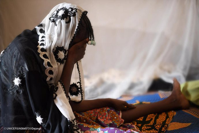 Una mujer de Burkina Faso a la que se le ha practicado mutilación genital femenina.