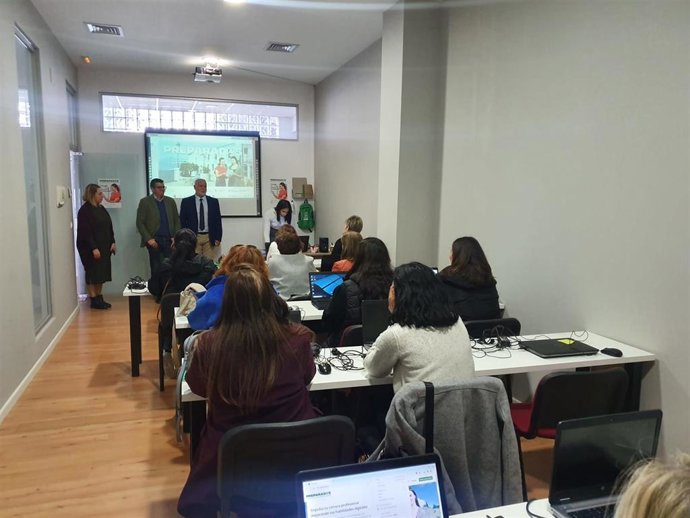 Curso en Guadix del programa 'Preparadas'.