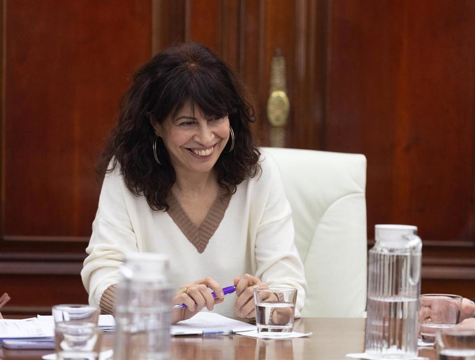 Archivo - La ministra de Igualdad, Ana Redondo, se reúne con CIMA, la Asociación de mujeres cineastas y de medios audiovisuales, en el Ministerio de Igualdad, a 5 de febrero de 2024, en Madrid (España). 