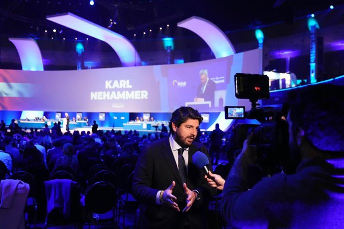 El presidente del Partido Popular de la Región de Murcia (PPRM), Fernando López Miras, durante la clausura del Congreso del Partido Popular Europe