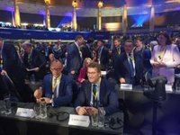 Feijóo defiende ante el PP europeo reforzar el apoyo político y militar a Ucrania: "Nuestra seguridad está en juego"