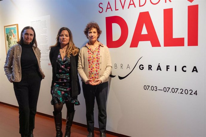 Inauguración de la exposición 'Salvador Dalí. Obra gráfica' en el Centro de Historias de Zaragoza