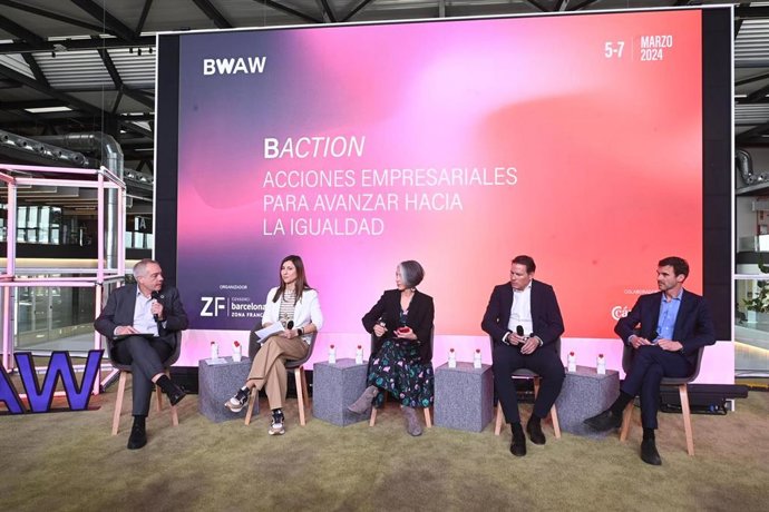 Una de las mesas redondas de la BWAW 2024.