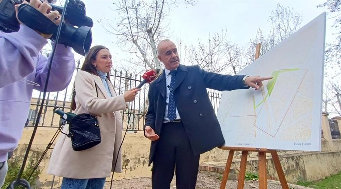 Muñoz explica su propuesta para los jardines de San Telmo