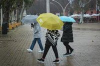 Un frente deja este jueves lluvias abundantes en el tercio oeste y mañana llega otro que trae más frío, nieve y lluvia