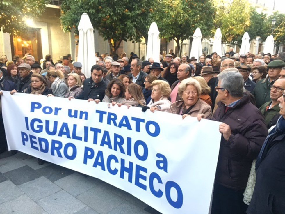 Archivo - Concentración en apoyo a Pedro Pacheco en Jerez en el año 2017.
