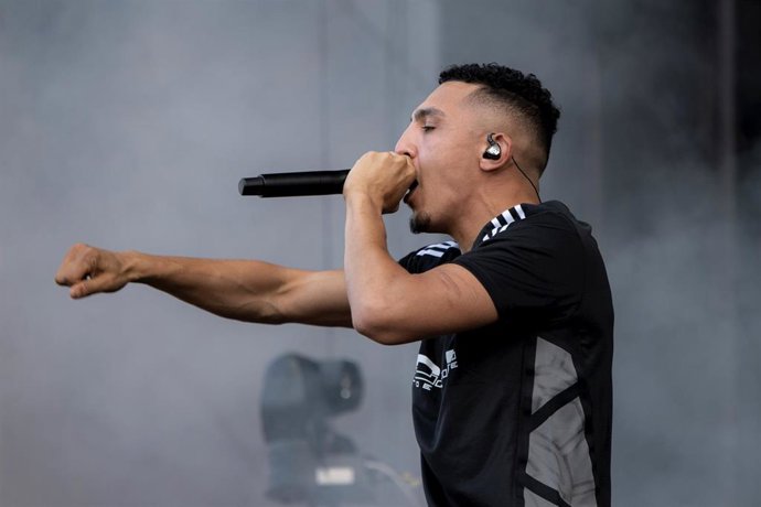 Archivo - El cantante Morad durante una actuación en el Share Festival, en el Parc del Frum  