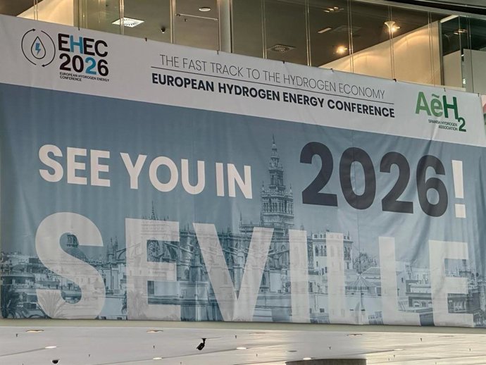 Panel del Congreso Europeo del Hidrógeno que anuncia la sede de la próxima edición.