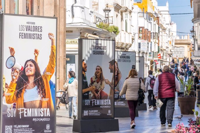 Muppies con la campaña 'Soy feminista' del Ayuntamiento de San Fernando